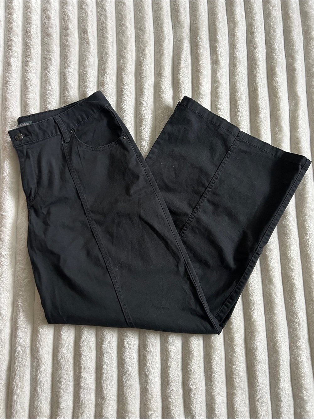 Low-Rise Black Wide-Leg Pants